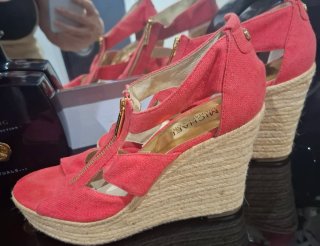 Sandalias Michael Kors Coral Cuña