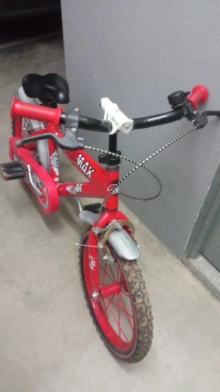 Bicicleta infantil roja MAX FORMULA