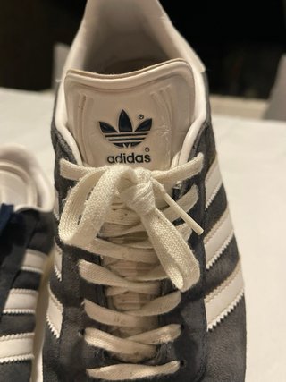 Scarpe Adidas Gazelle blu e bianche