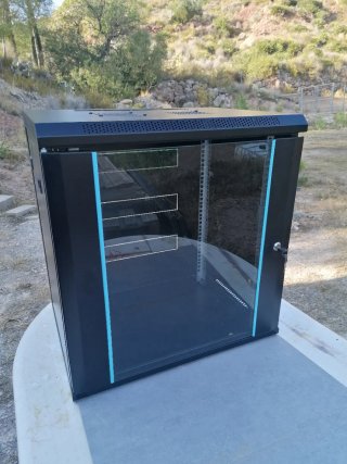 Batería Pylontech US2000C + Rack