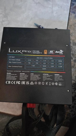 Fuente Alimentación Aero Cool Lux Pro 550W