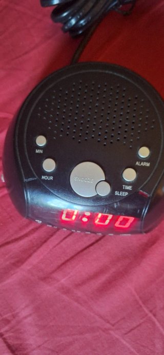 Radio Despertador Negro
