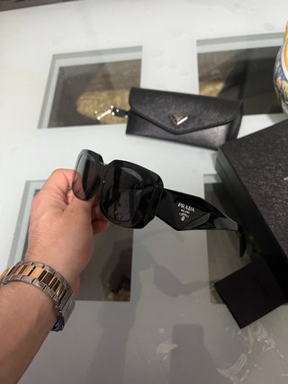 Occhiali da sole Prada neri