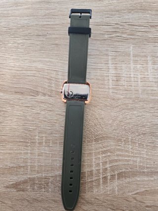 Reloj Time Force Dorado y Blanco