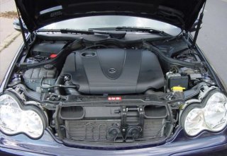 Mercedes-Benz Clase C 2004