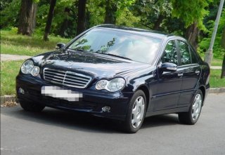 Mercedes-Benz Clase C 2004
