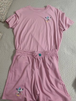 Conjunto Adidas T-shirt y Shorts Rosa