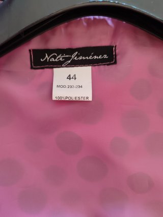 Vestido fiesta rosa con lunares grises