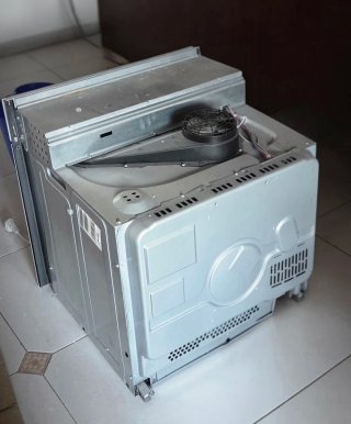 Horno Bosch Serie 4 Pirólisis regalo microondas