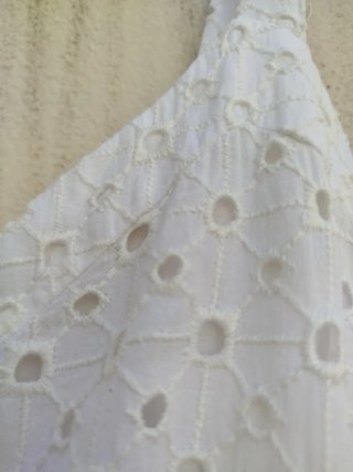 Vestido blanco bordado
