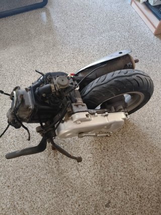 Motor Kymco Agility 50