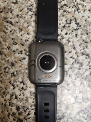 Smartwatch Negro con Cargador
