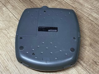 Sony CD Walkman D-C20 Portable Mega Bass