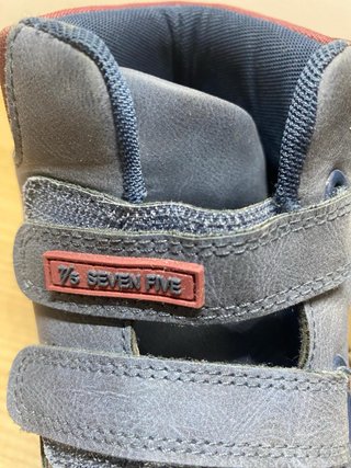 Zapatos niño talla 36
