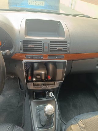 Toyota Avensis 2.2 D-4D 150 CV – ITV recién