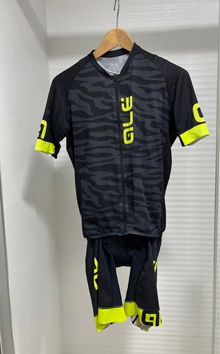 Maillot y culotte ciclismo 15€ pieza