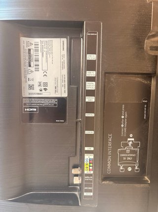 Samsung Smart TV 49” Full HD UE49MU6405