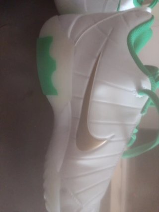 Nike LeBron Witness 9 Verde/Blanco