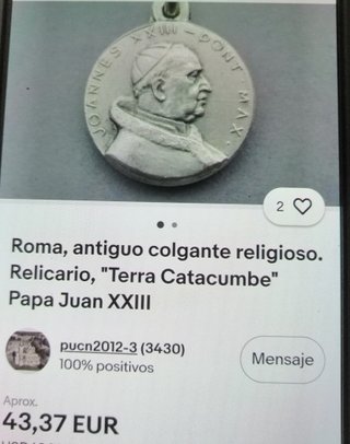Antichi rosari con perle e collana