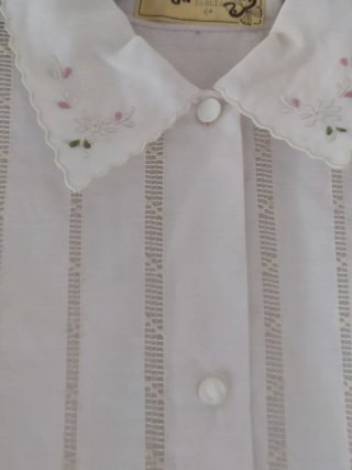 Camicia da notte vintage ricamata a mano