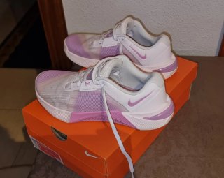 Nike Metcon 10 Mujer Rosa/Blanco