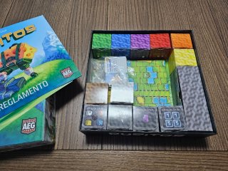 Cubitos Juego de Mesa