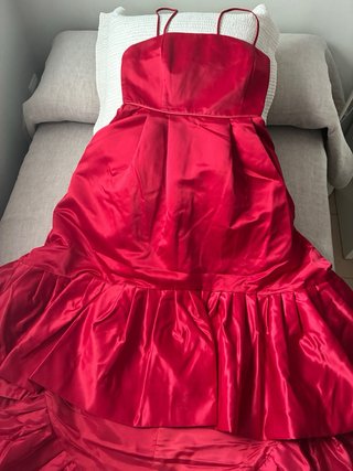 Vestido de fiesta rojo El Corte Inglés