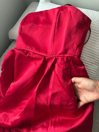 Vestido de fiesta rojo El Corte Inglés