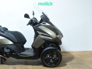 PEUGEOT METROPOLIS 400