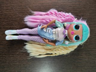 Muñeca LOL Surprise OMG con Accesorios