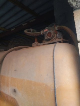 Depósito gasoil 2000L con bomba eléctrica