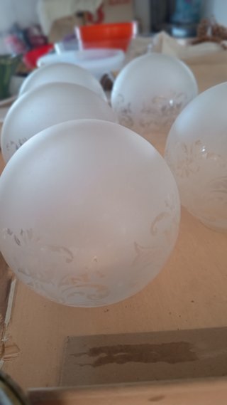 Lámpara araña 5 brazos vintage con tulipas.