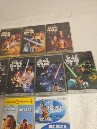Lote DVDs Star Wars y Ice Age