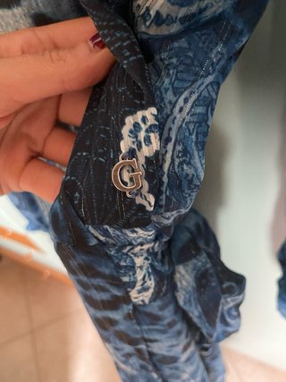 Abito lungo asimmetrico GUESS
