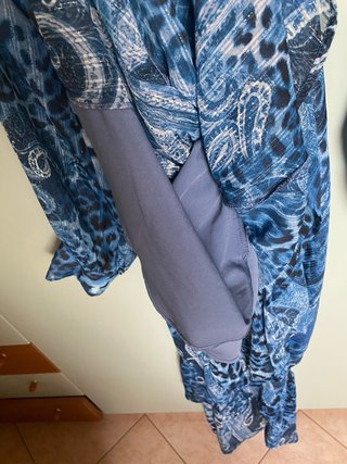 Abito lungo asimmetrico GUESS