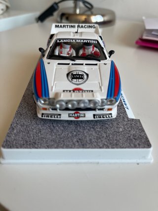 Scalextric Lancia 037 Carlos Sainz 2004
