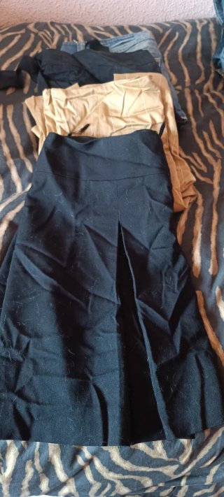 Pack 15 prendas: Pantalones y faldas