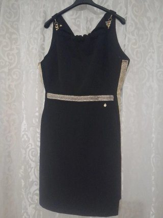 Vestito nero con dettagli oro taglia L