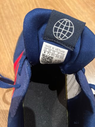 Zapatillas Adidas Azul y Rojo