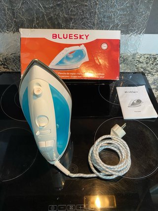 Plancha de Vapor Bluesky 1800W A ESTRENAR