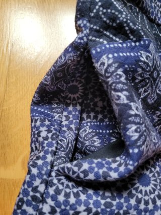 Falda estampada Stradivarius azul