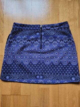 Falda estampada Stradivarius azul