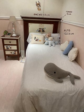 Dormitorio infantil pintado a mano