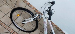 Bicicleta Avigo Blanca