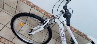 Bicicleta Avigo Blanca