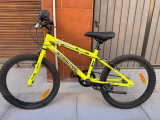 Bicicleta infantil ATRACTOR amarilla