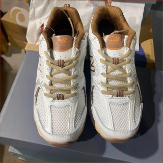 New Balance 530 Marrones y Blancas