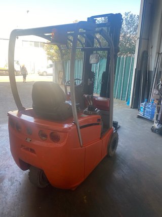 Carretilla elevadora BT