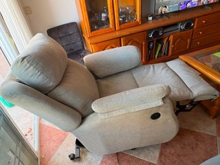Sofá reclinable eléctrico beige