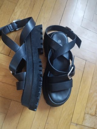 Sandalias plataforma mujer negras